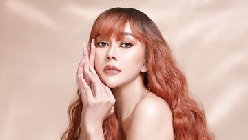 Urus Perwalian Anak, Aura Kasih: Ribet Kalau Ditanya Ayahnya Mana