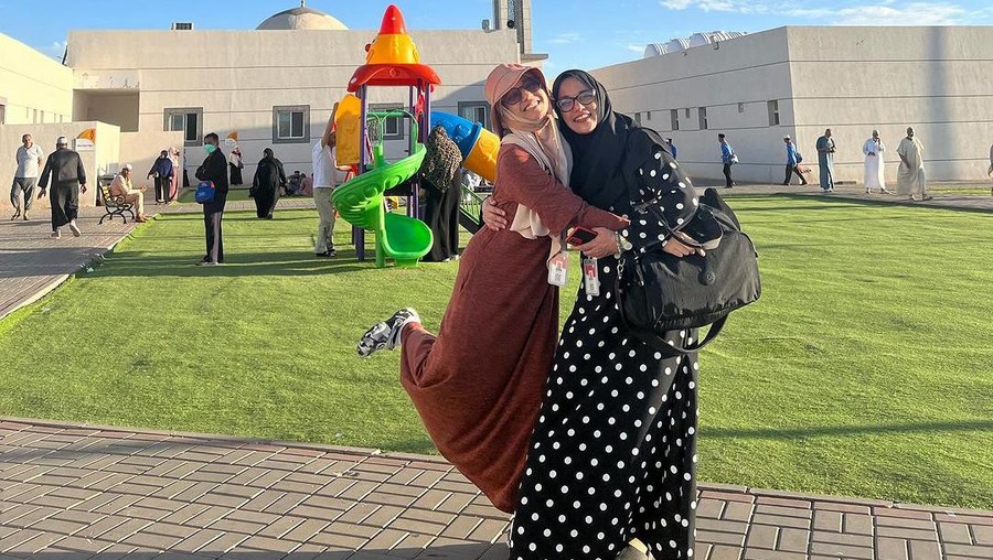 Banyak Pedagang Dibantu Marissa Haque, Chiki Fawzi: Aku Sampai Nggak Kenal Semua