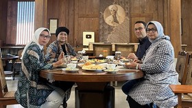 Anies Temui Cagub Jatim Luluk Hamidah: Semua Paslon Ada Plus Minus