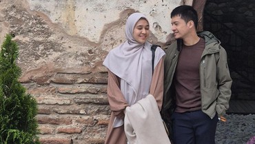 Dhini Aminarti Kuatkan Dimas Seto Usai Terseret Isu Selingkuh dengan Paula Verhoeven