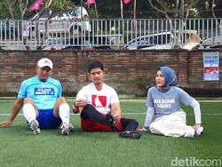 Kaesang Main Bola di Boyolali, Pakai Jersey Putra Mulyono