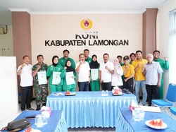Pemkab dan KONI Lamongan Guyur Atlet PON XXI dengan Bonus