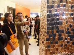 Ridwal Kamil Akan Jual Lukisan Miliknya: Buat Nambahi Baliho