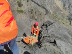 Pendaki Jakarta Tewas di Rinjani-Mark Up Anggaran DPRD Kota Kupang