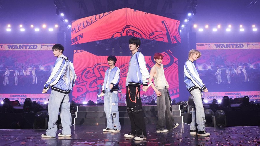 TXT TOMORROW X TOGETHER WORLD TOUR ACT : PROMISE berlangsung Rabu (3/10/2024) malam di ICE BSD.