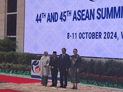 Hadiri Pembukaan KTT ASEAN, Wapres Maruf Amin Disambut PM Laos