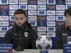Calvin Verdonk Tampil Bareng STY di Konferensi Pers, Netizen Kaget