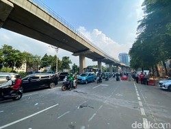 Massa Demo Bubar, Lalin Jalan Rasuna Said Mulai Terurai