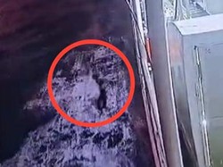 Detik-detik Lansia Lompat dari Kapal di Laut Mamuju gegara Sakit Hati ke Anak