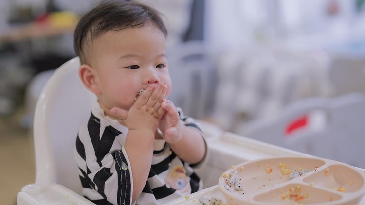MPASI untuk bayi 9 bulan MPASI untuk bayi 9 bulan