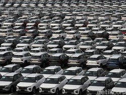 Bisnis Industri Otomotif di RI Tuai Sorotan
