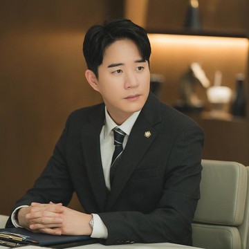 img-title Aktor Drama Korea 'Queen of Tears', Moon Tae Yoo Resmi Langsungkan Pernikahan dengan Non-Selebriti