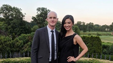 img-title Reaksi Keluarga Saat Raline Shah Dikabarkan Pernah Nikah dengan Brian Armstrong