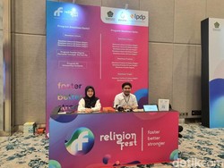 Kemenag Kenalkan Ragam Beasiswa Santri-Tenaga Pendidik di Religion Fest