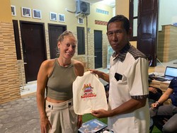 Respons Cepat Pemkab Banyuwangi Dampingi Turis Belgia Korban Jambret