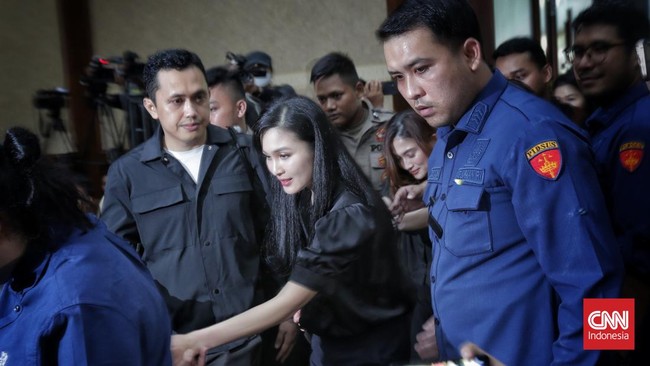 Sandra Dewi memberikan keterangan untuk suaminya, Harvey Moeis, yang jadi terdakwa korupsi PT Timah.
