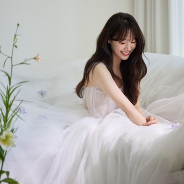 Ungkap Sisi Kelam Dunia K-Pop, Song Ji Eun Curhat Kondisi Mental Saat Masih Jadi Idol