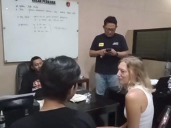 Pelaku Jambret Tertangkap, Turis Belgia Datangi Polresta Banyuwangi