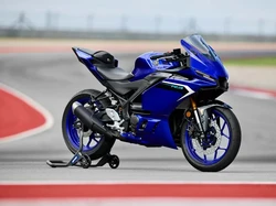 Yamaha Kenalkan R3 Terbaru, Tampang Kembaran R25 Ini Lebih Agresif