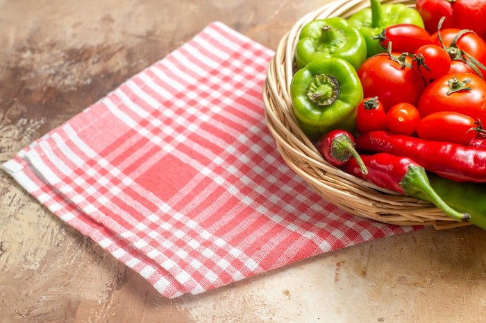 Cara membersihkan kain lap dapur/Foto: Freepik.com/KamranAydinov