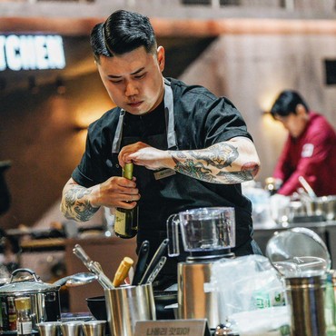 Profil Chef Napoli Matfia Pemenang Culinary Class Wars 2024 yang Tuai Kontroversi