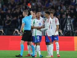 Kartu Merah Pellegrini Amat Membantu Belgia Tahan Italia
