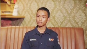 img-title Masinis Gadungan Ditangkap, Podcast Lentera Malam Diserbu soal Desa Sumala