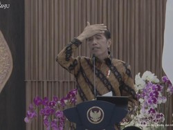 Jokowi Buka-bukaan Tingkat Kepuasan Rakyat Anjlok Usai Naikkan Harga BBM