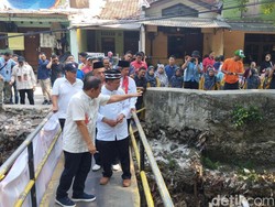 Pramono Bakal Naturalisasi dan Keruk Sungai Atasi Banjir di Jakarta
