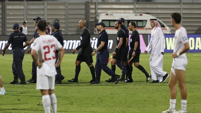 Media Arab Sorot Ancaman Pada Wasit Kontroversial Bahrain vs Indonesia