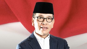 Profil Cagub Malut Benny Laos yang Tewas dalam Ledakan Speedboat