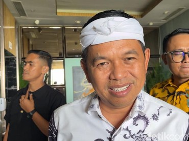 img-title Denny Cagur Kritik Pengiriman Anak ke Barak Militer, Dedi Mulyadi Bilang...