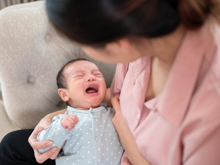 4 Cara Menekan Stres saat Menyusui agar ASI Tetap Banyak