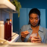 Selain Kopi, 7 Daftar Makanan dan Minuman Ini juga Bikin Susah Tidur!