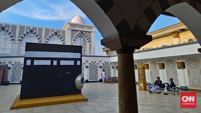 Memasuki penghujung Ramadan 1447 H, tidak ada salahnya mencoba tradisi 'safari tarawih' untuk warga Jakarta, bagi yang belum melakukannya tahun ini.