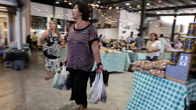 FOTO: Pasar Beirut Tetap Buka di Tengah Serangan Israel ke Hizbullah