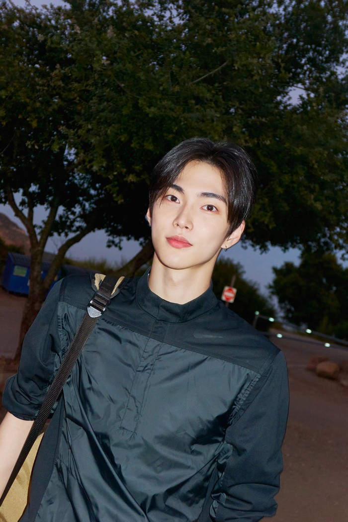 Penantian panjang BRIIZE (nama fandom resmi RIIZE) akhirnya terbayar. Pasalnya, pada Jumat, (11/10), SM Entertainment mengumumkan bahwa Seunghan resmi mengakhiri masa hiatusnya dan akan kembali melanjutkan aktivitas grup./ Foto: x.com/RIIZE_official