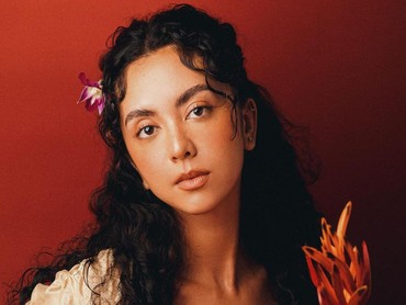 img-title Sosok Tasha Serena Meltsner, Fotografer Cantik yang Menikah dengan Keenan Pearce