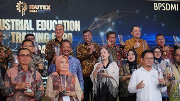 IMIP Raih Predikat Industri Penerima Lulusan Kampus Terbanyak