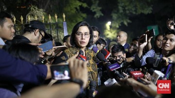 Kenapa Prabowo Masih Pilih Sri Mulyani Jadi Menkeu?