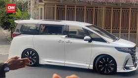 VIDEO: Pertemuan Tertutup Prabowo, Gibran dan Jokowi di Rumah Pribadi