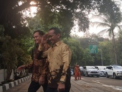 Bahlil dan Yusril Merapat ke Rumah Prabowo Saat Calon Menteri Berdatangan