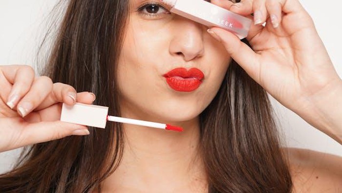 img-title BeauPicks: 5 Rekomendasi Lip Tint dari Brand Lokal dengan Harga di Bawah Rp50 Ribu