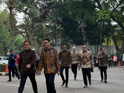 Anis Matta, Bima Arya hingga Ketum Pemuda Muhammadiyah Temui Prabowo