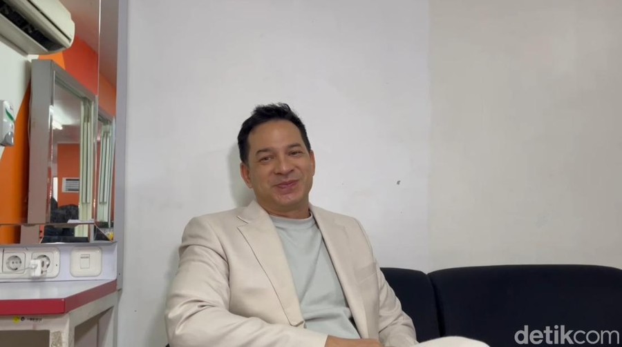 ari wibowo Ari Wibowo saat ditemui di kawasan Transmedia.