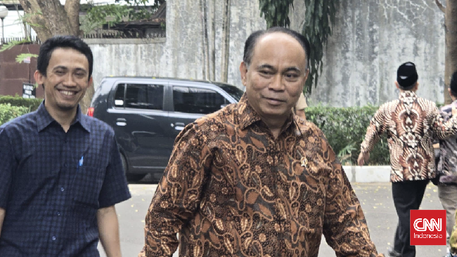 Ketua Umum Relawan Pro-Jokowi Budi Arie Setiadi dan Politikus Golkar Maman Abdurrahman menemui MenkopUKM Teten Masduki di kantornya, Jumat (18/10).