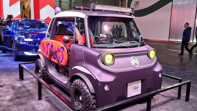 Dalam ajang Paris Motor Show 2024, Citroen memperkenalkan mobil konsep inovatif Ami Buggy Vision, serta menghadirkan beberapa model terbaru yang lebih segar.