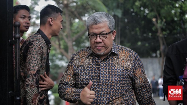 Wakil menteri Perumahan dan Kawasan Permukiman Fahri Hamzah mengusulkan agar Menteri BUMN Erick Thohir membuat BUMN perumahan mirip Perum Bulog.