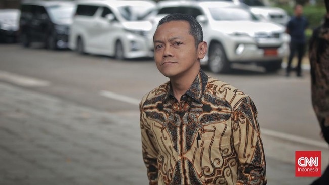Wamen Dikdasmen Tegaskan Proyek Laptop Rp9,9 T Setop di Era Nadiem Kemendikdasmen merespons dugaan korupsi pengadaan laptop Chromebook senilai Rp9,9 triliun era Menteri Nadiem Makarim.