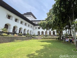 7 Kuliner Legendaris di Bandung yang Jarang Diketahui Wisatawan